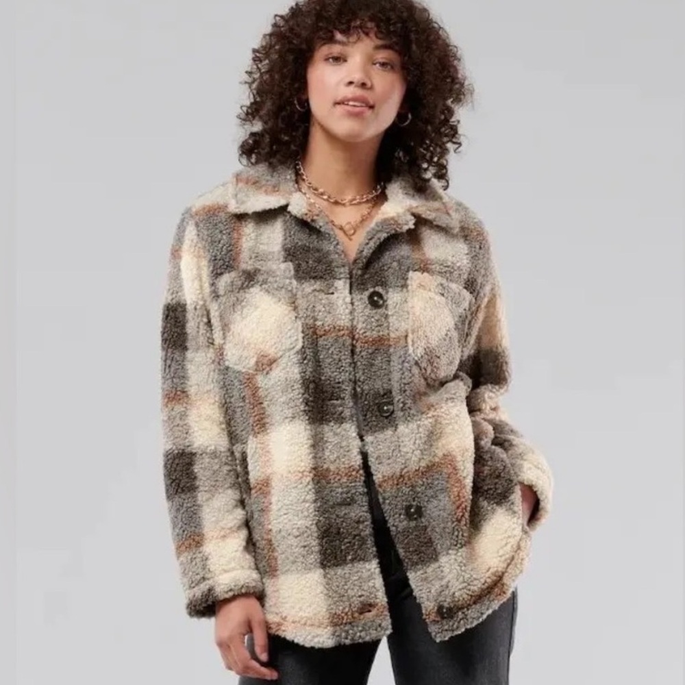 Hollister Teddy Plaid Faux Sherpa Lined Pea Coat, Size XL